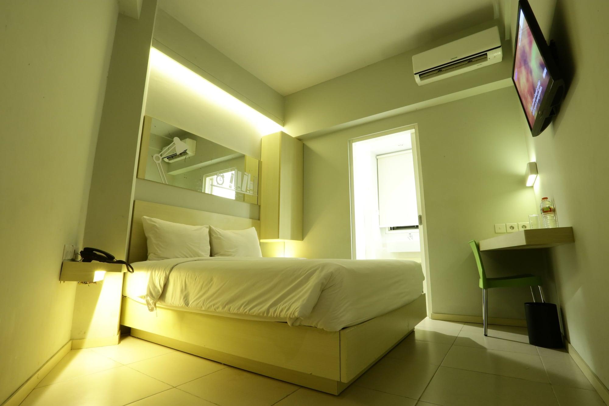 Cleo Hotel Tunjungan Сурабая Екстер'єр фото