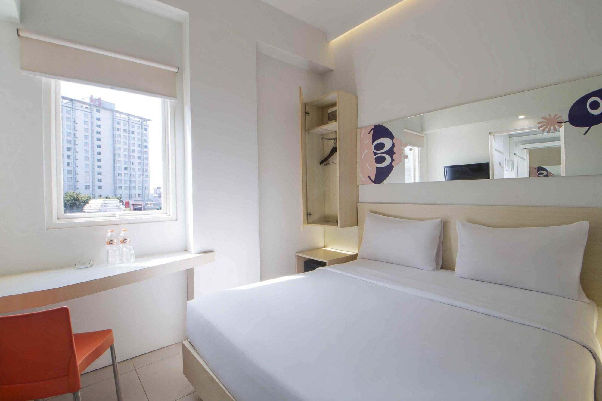 Cleo Hotel Tunjungan Сурабая Екстер'єр фото