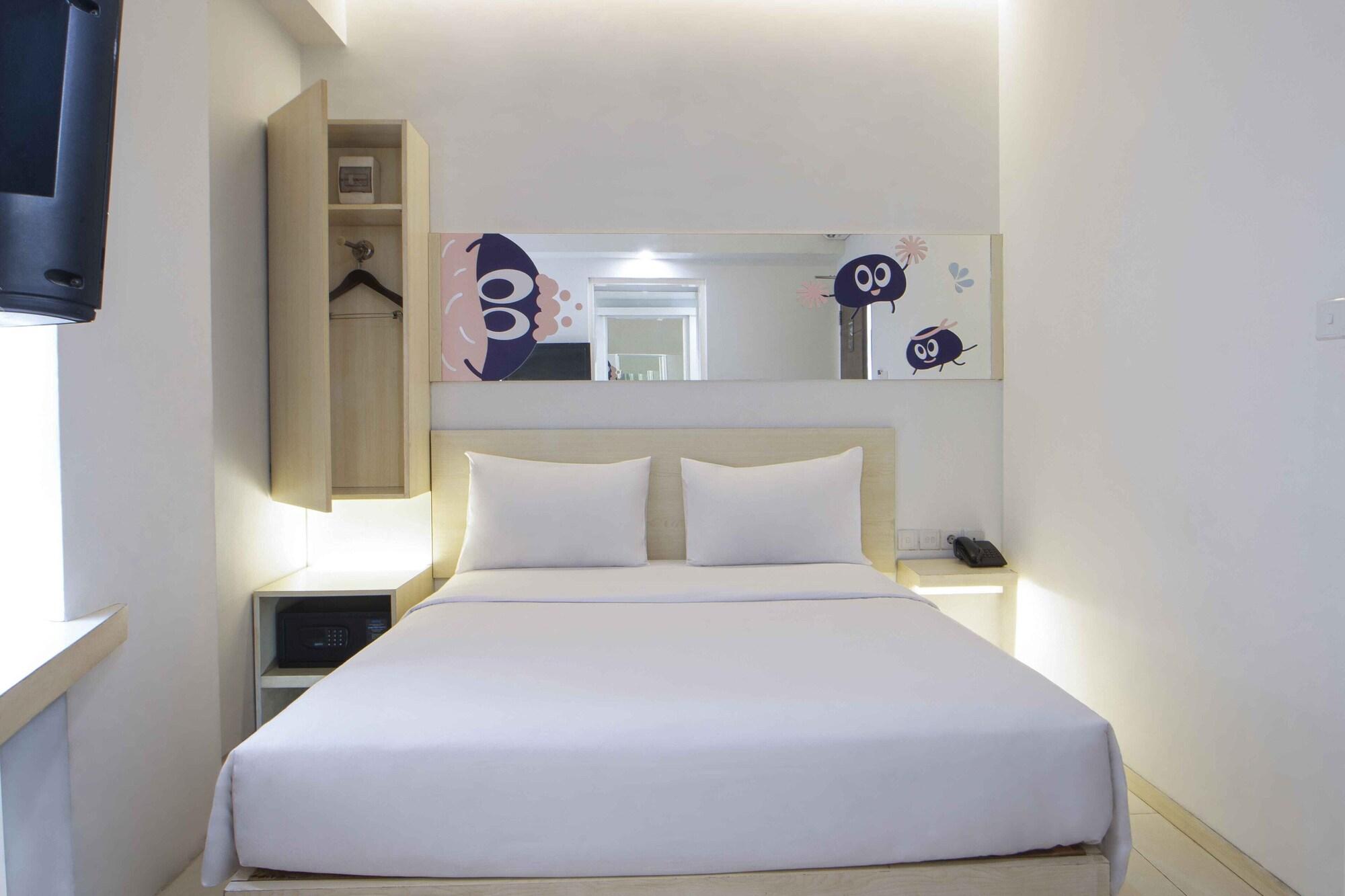 Cleo Hotel Tunjungan Сурабая Екстер'єр фото